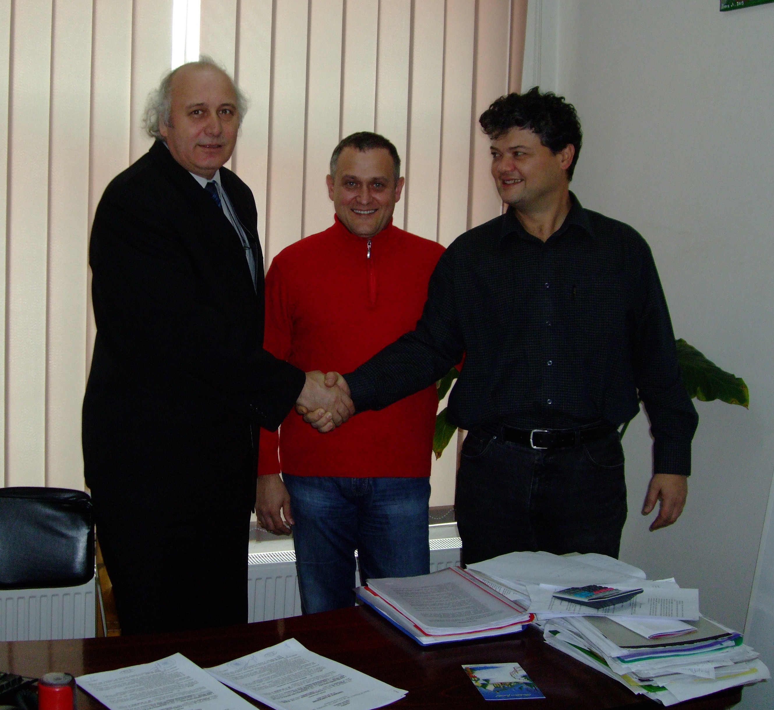 Primarul Ovidiu Colceriu, Vicepres. TGC Daniel Avram si Pres. TGC Octavian Damian